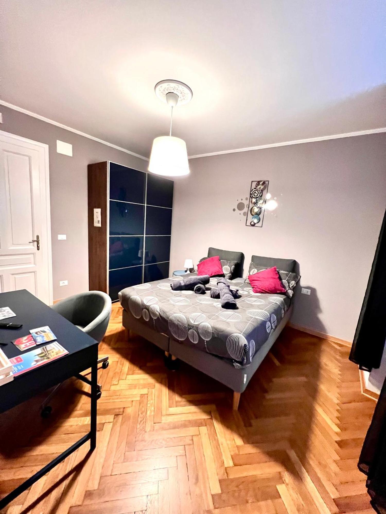 ترييستي Residence Montanelli المظهر الخارجي الصورة